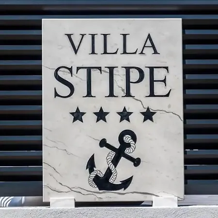 Villa Stipea - Four Bedroom With Swimming Pool