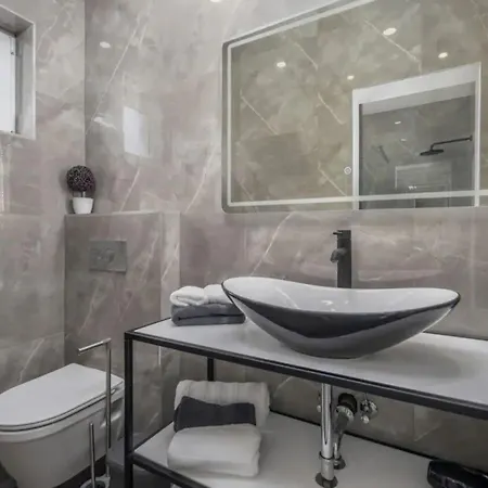 빌라 Stipea - Four Bedroom With Swimming Pool