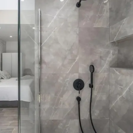 Stipea - Four Bedroom With Swimming Pool *