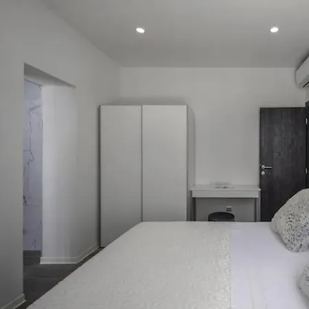 Stipea - Four Bedroom With Swimming Pool Villa *